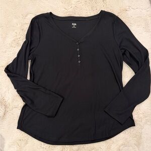 a.n.a NWOT Black Ribbed V-Neck Henley Long Sleeve Top